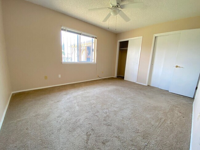Building Photo - Northeast El Paso 3bed/2bath with Refrig A/C!
