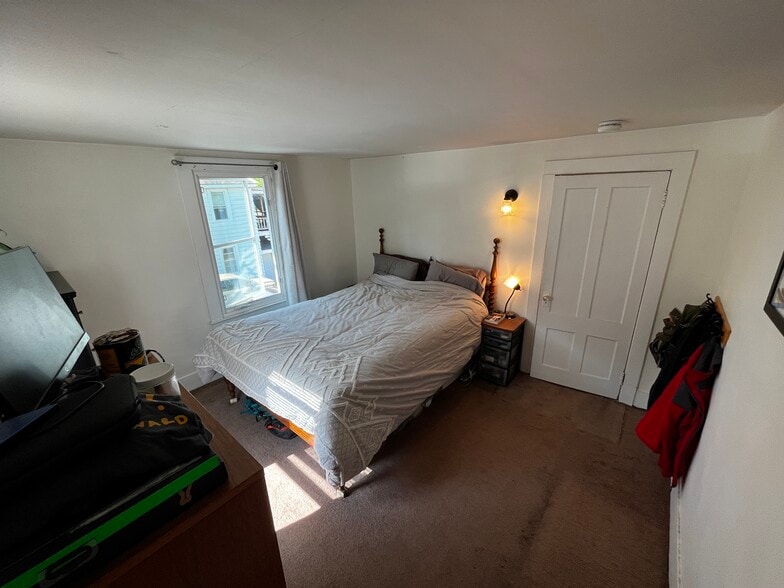 Bedroom 2 - 83 Hayward St