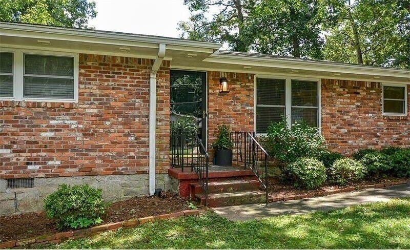 Building Photo - 2563 Dering Ct NE