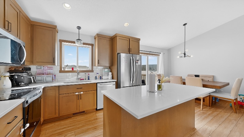 Building Photo - 2412 Hadley Hills Dr NE