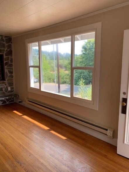 Living room view - 2717 Mill Ave