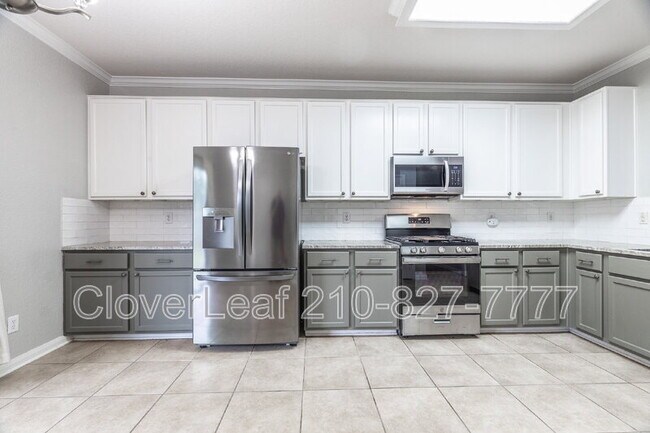 Building Photo - 6211 Big Bend Cove