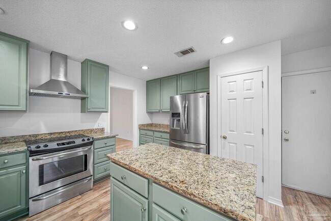 Building Photo - 3313 Country Meadow Ln