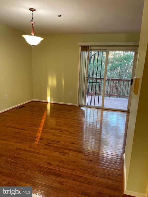 Building Photo - 9126 Hardesty Dr