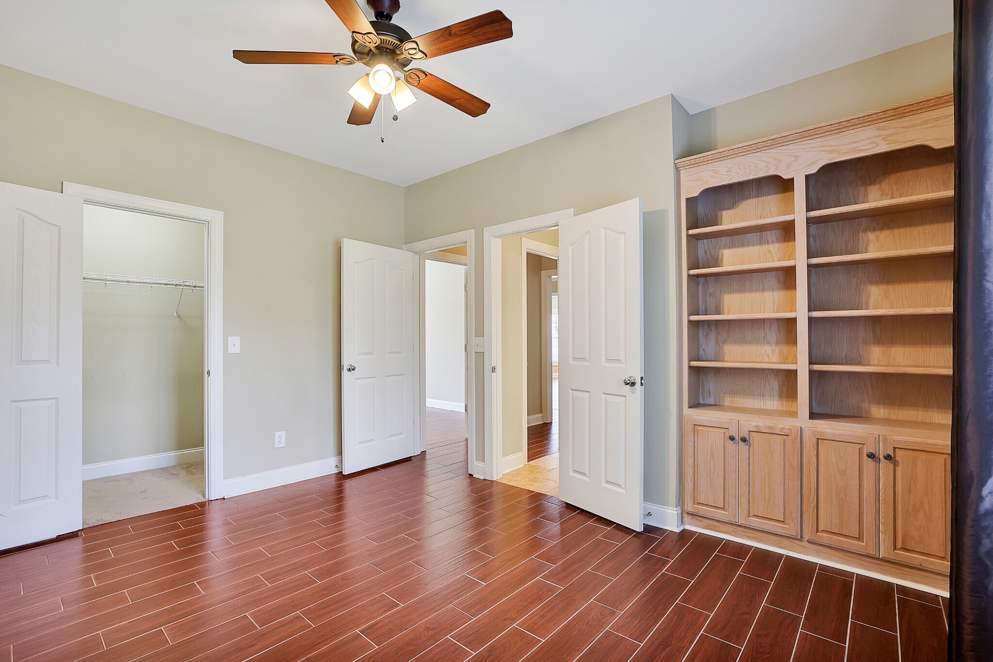 Building Photo - 614 Greene Dr