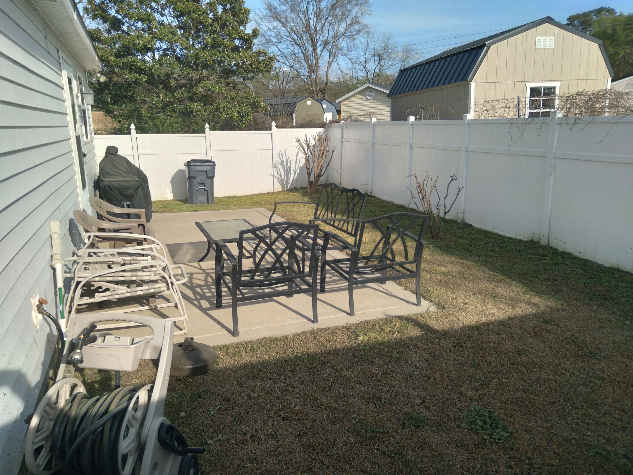 Rear Patio/Yard - 109 Smith St
