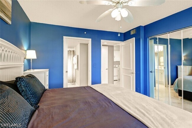 Building Photo - 1265 Wildwood Lakes Blvd