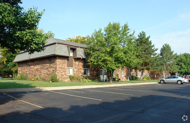 Fountain Square Apartments Oregon, OH Apartment Finder