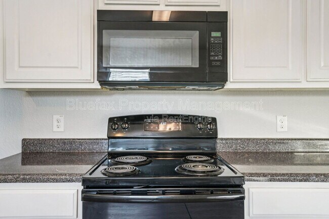 Building Photo - 11454 Country Canyon