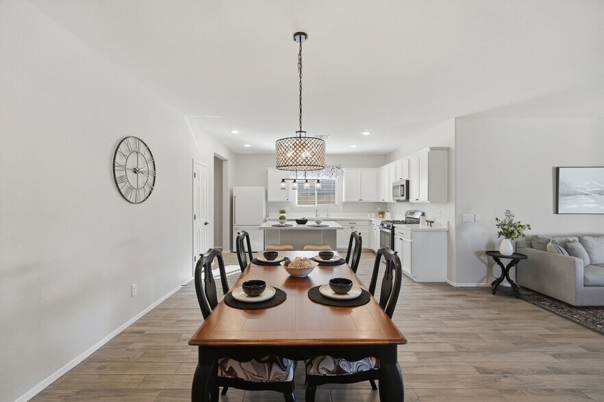 Building Photo - 3017 N Majestic Ct