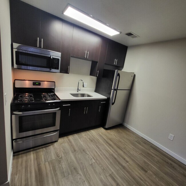 Interior Photo - Riverbend Apartments | Park-Like Community Near Downtown Sacramento