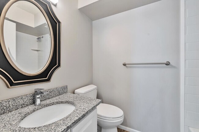 Building Photo - 4829 Arbor Cir