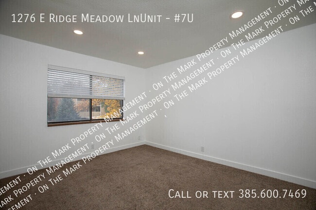 Building Photo - 1276 E Rdg Mdw Ln