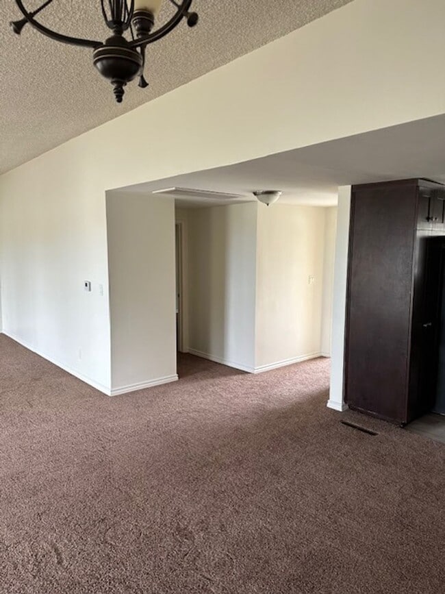 Building Photo - RANCHO PALOS VERDES 3 BDRM/2 BATH HOME FOR LEASE!