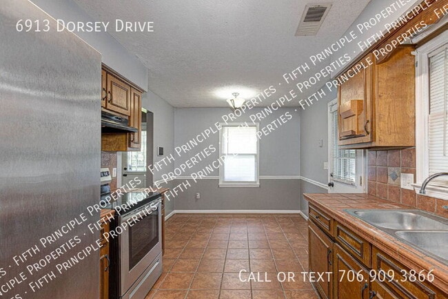 Building Photo - 6913 Dorsey Dr