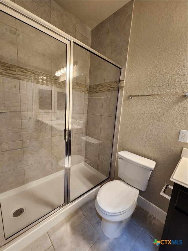 Building Photo - 1221 FM306