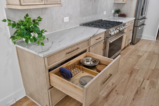 Building Photo - 1273 Danner St SE