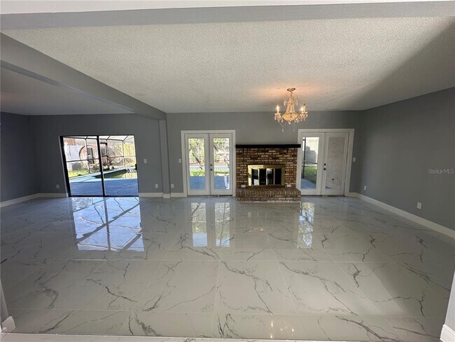 Building Photo - 7846 Snowberry Cir