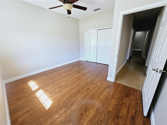 Building Photo - 1930 Saddlewood Ct