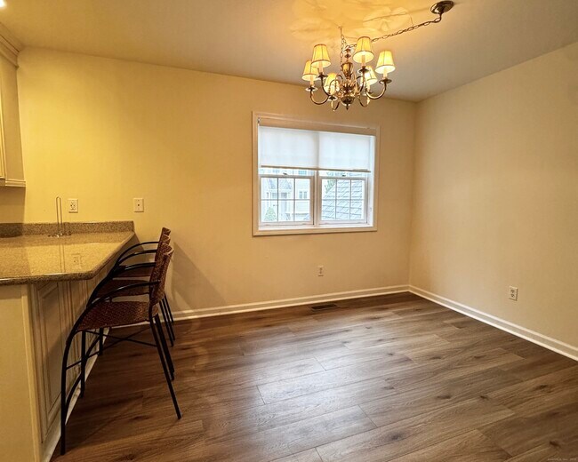 Building Photo - 1118 Foxboro Dr