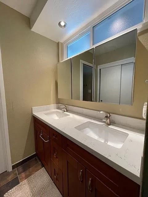 Building Photo - 3561 Sneath Ln