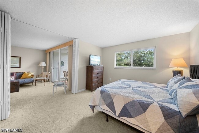 Building Photo - 400 Forest Lakes Blvd