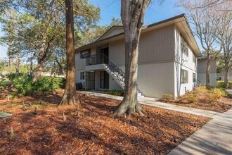 Building Photo - 2 Cartagena Ct