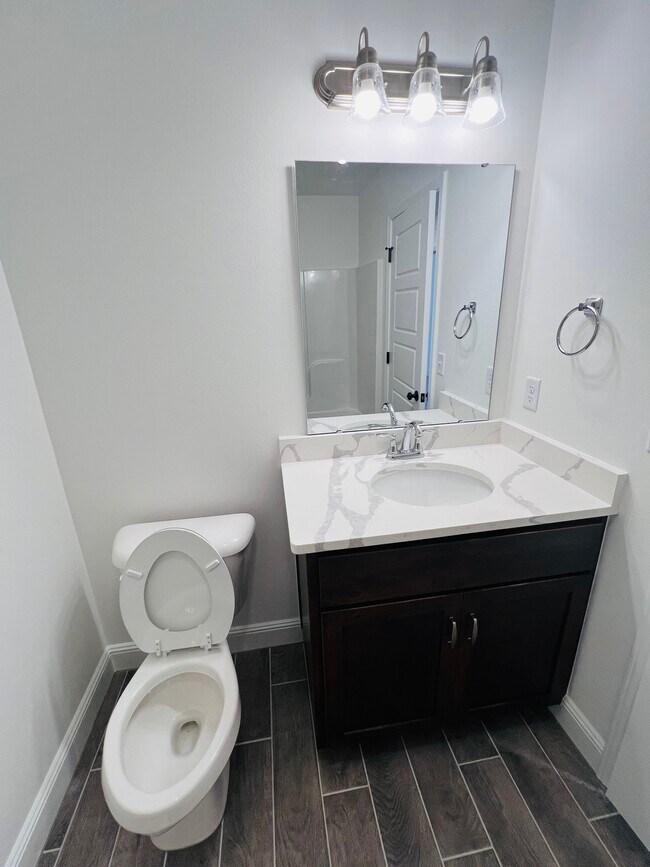 Building Photo - 2091 Bluestem Dr
