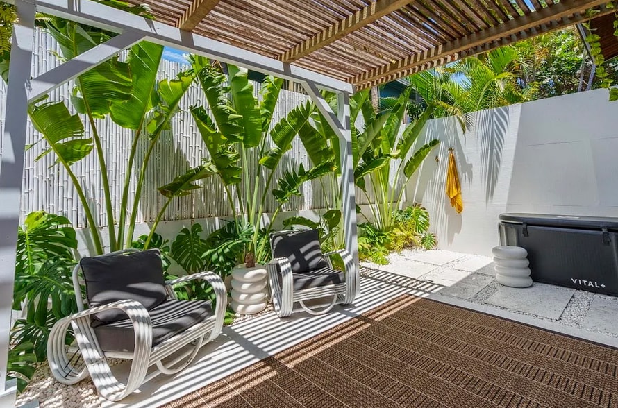 Building Photo - 2141 Awihi Pl