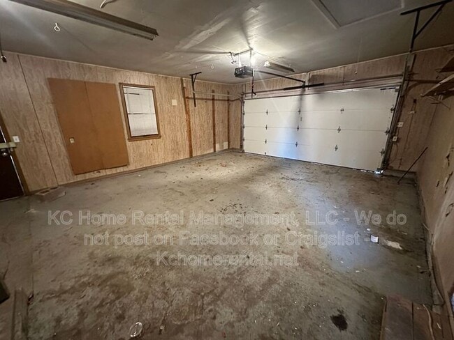 Building Photo - 7318 James A Reed Rd