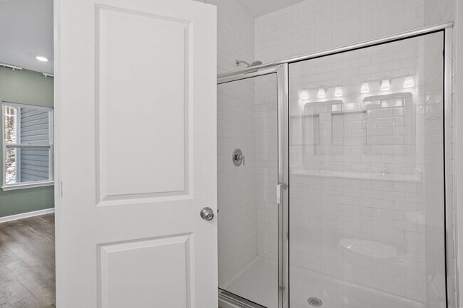 Building Photo - New Build Rental Home at Lake Royal!