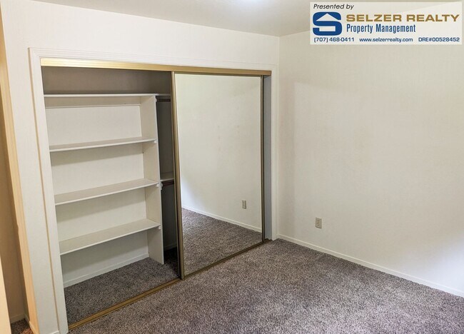 Building Photo - 1598 Padula Dr