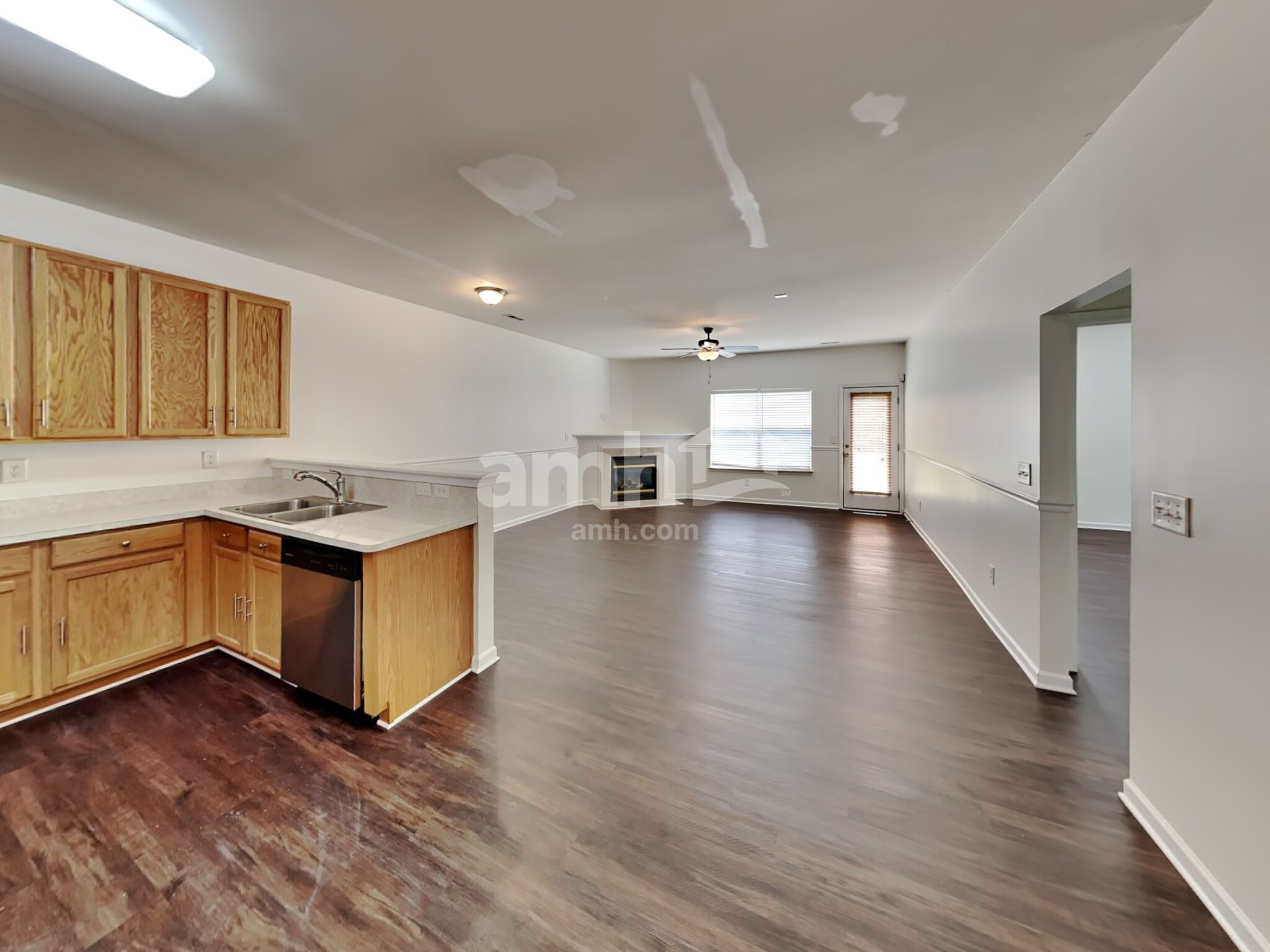 Building Photo - 7423 Mary Jo Helms Dr