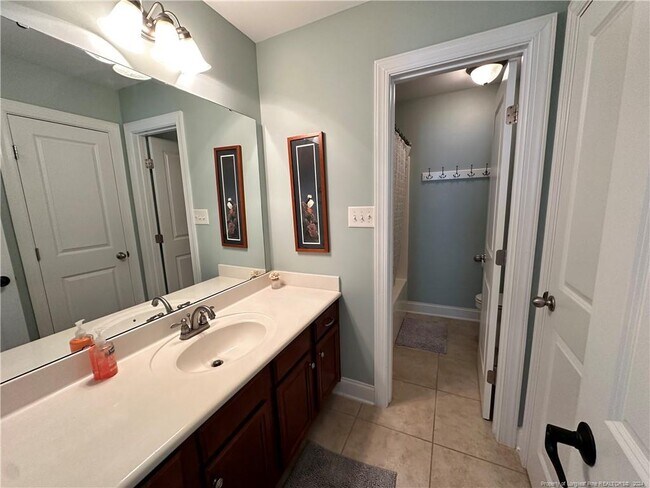 Building Photo - 138 Valley Pines Cir