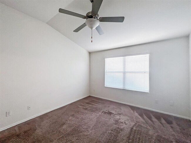 Building Photo - 401 Anacua Loop