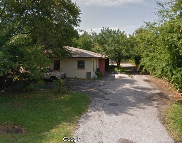 Building Photo - 155 Denice Dr