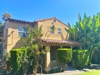 Building Photo - 5225 De Longpre Ave