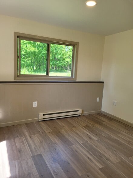 Bedroom - 21 Drake Rd
