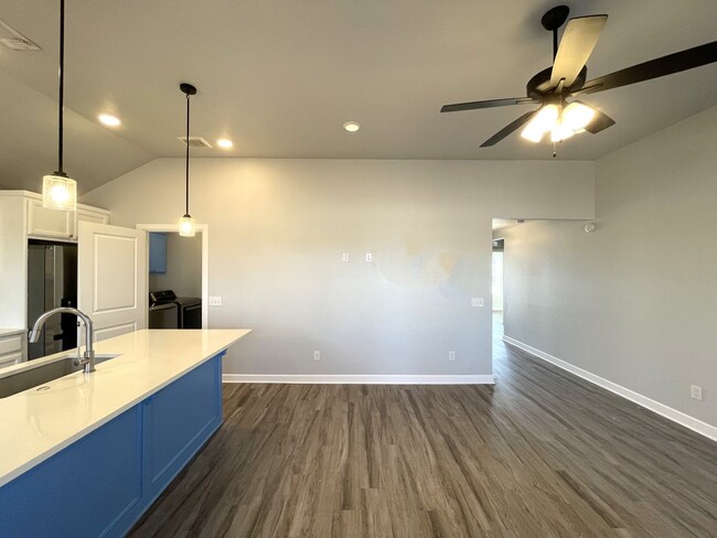 Building Photo - 18716 Caballero Dr