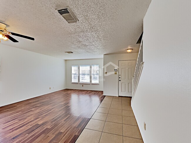 Building Photo - 8302 Parry Path