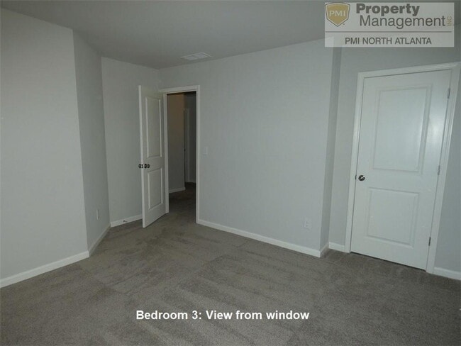 Building Photo - Discover this amazing 4-bedroom, 2.5-bath ...