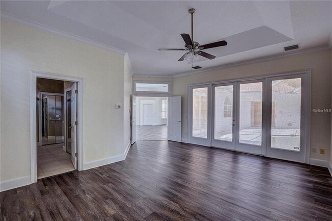 Building Photo - 2208 Hampstead Ct