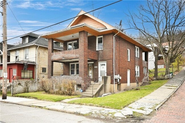 Building Photo - 1721 Montier St