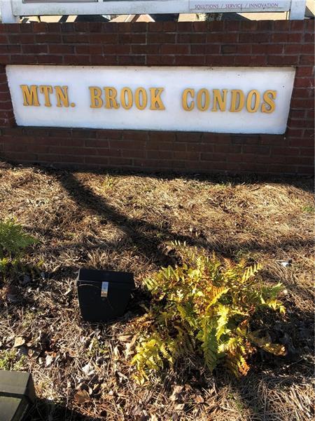 Building Photo - 103 Mountain Brook Dr