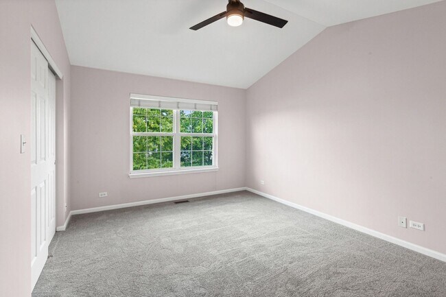 Building Photo - 2365 Overlook Ct