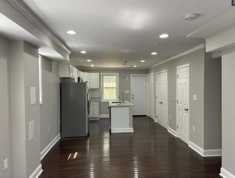 Building Photo - 223 51st St SE