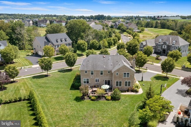 Building Photo - 921 Putting Green Cir