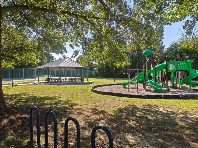 Building Photo - 8201 Skirmish Ln