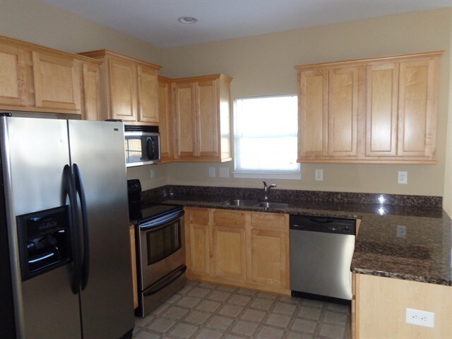 Building Photo - 12715 Settlers Path Ln