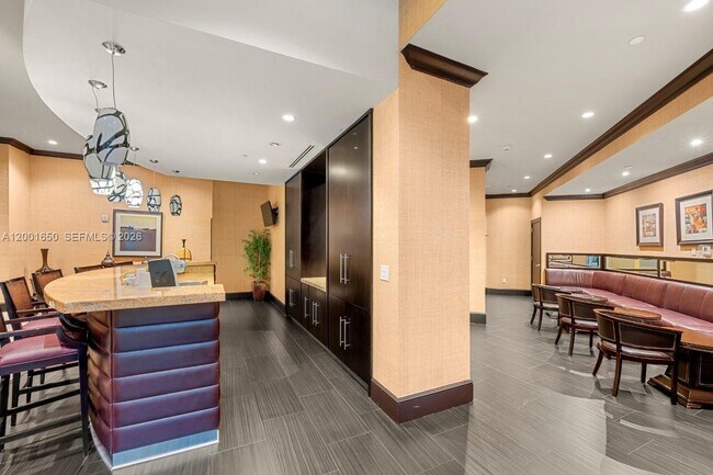 Building Photo - 510 NW 84th Ave